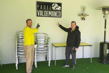 mantenimiento pistas padel clientes confian jesevar padel valdemanco